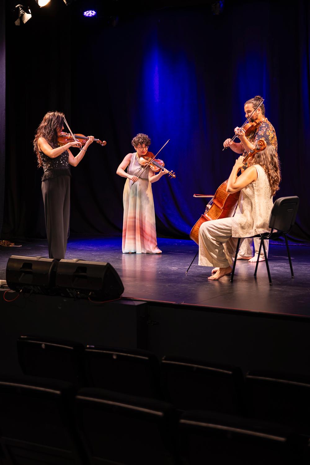 Membros do Quarteto Achillea.