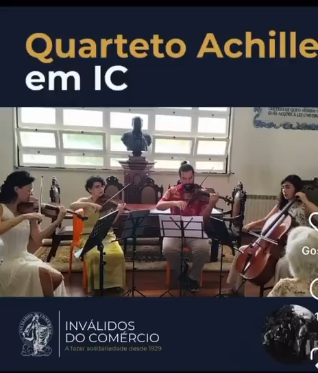 Membros do Quarteto Achillea em vídeo promocional.